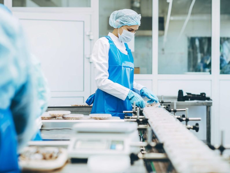 Accueil • 1er Fabriquant de gants en Nitrile et EPI au Maroc 6 Accueil • 1er Fabriquant de gants en Nitrile et EPI au Maroc